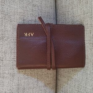 MARK & GRAHAM LEATHER CHARGER ROLL UP Brown*Initials AFR*